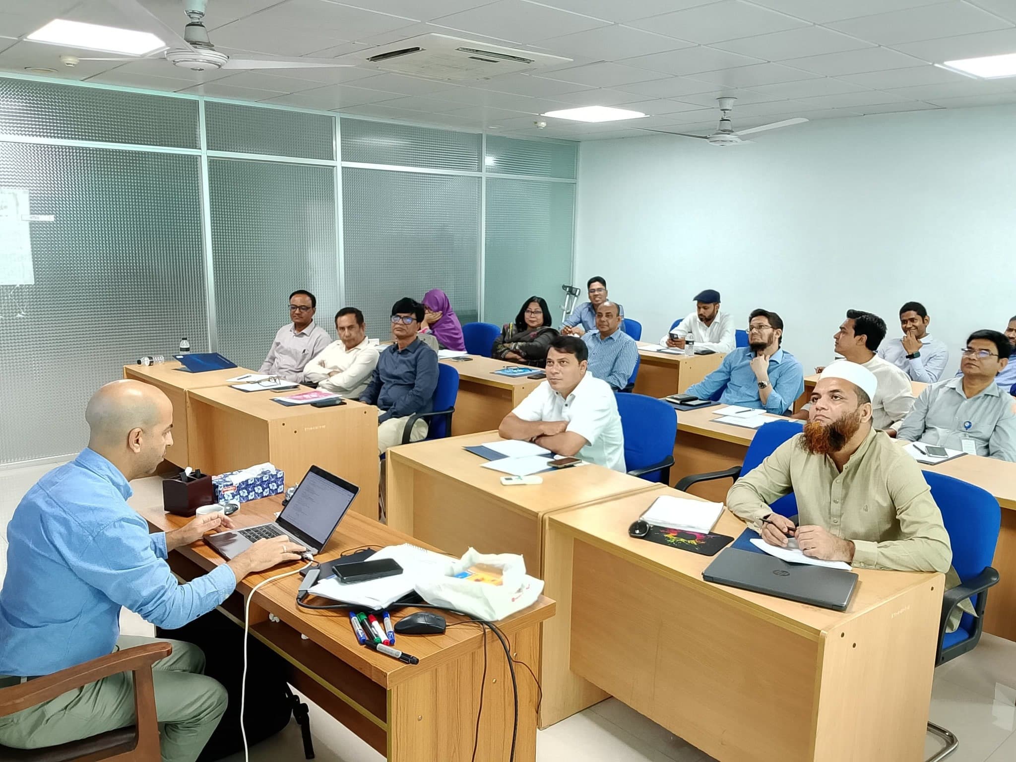 শিরোনাম